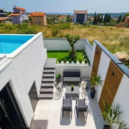 فيلة Crystal Blue -seaview Luxury With And Infinity Pool ميدولين