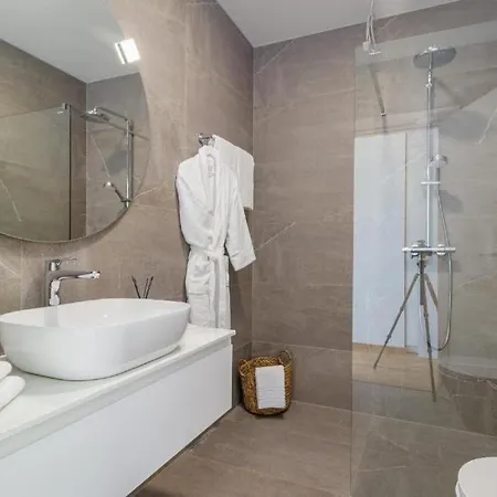 Villa Crystal Blue -seaview Luxury With And Infinity Pool
